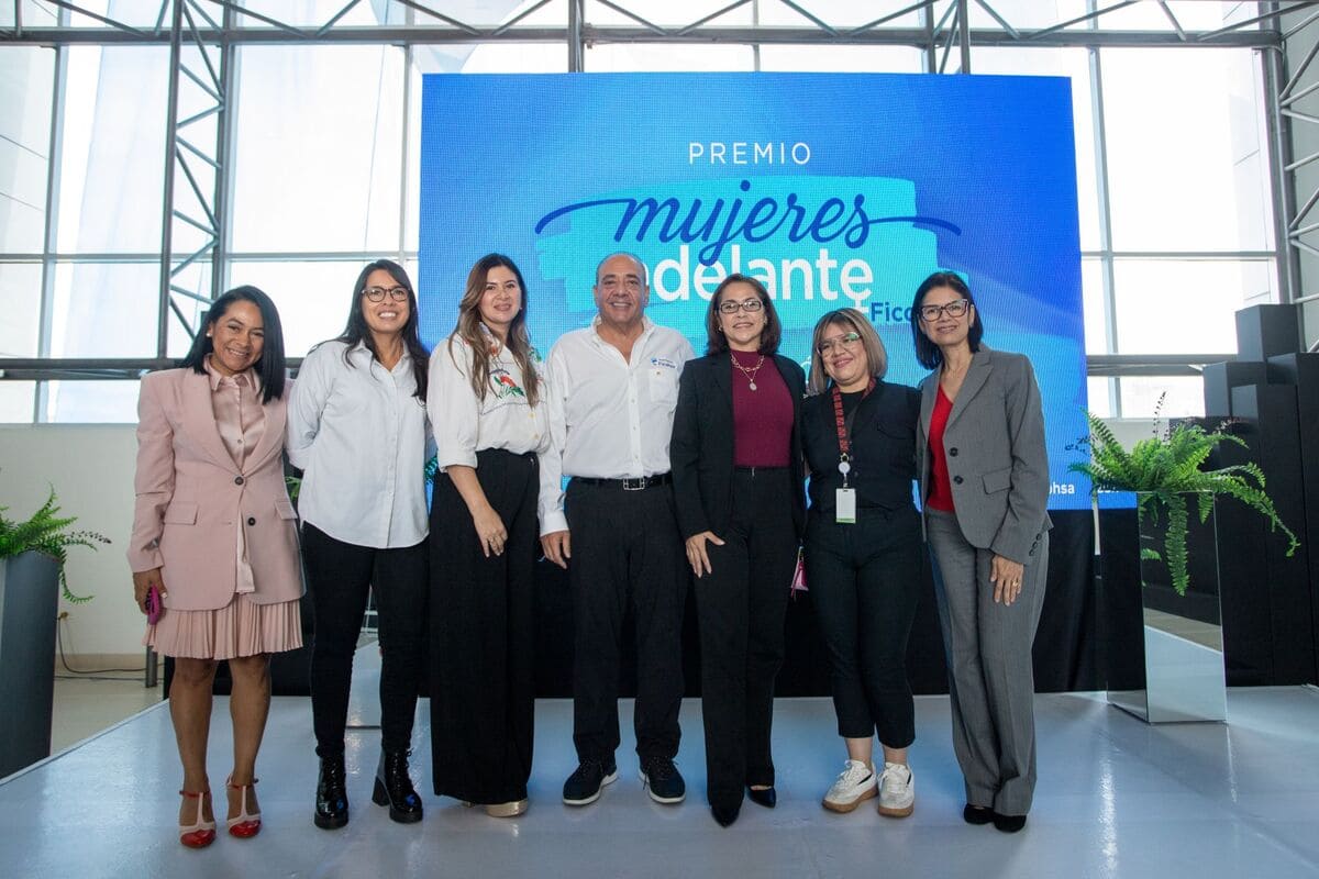 Transformando vidas: Mujeres Adelante y el compromiso social de Ficohsa